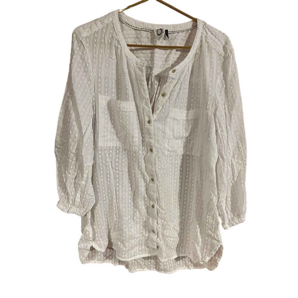 Anthropologie Akemi + Kim white button down sear sucker XL